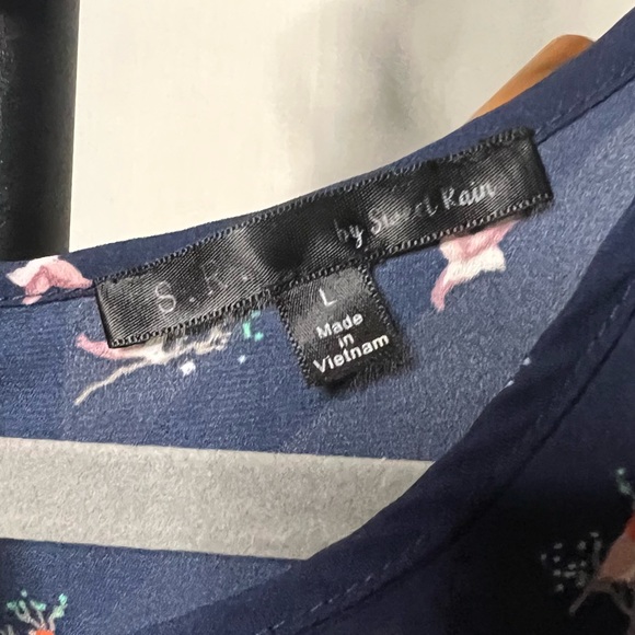 S.R by Sweet Rain Navy Bird Blouse - Picture 3 of 9